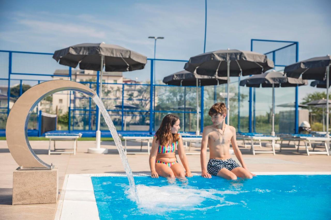 Hotel Baya - In Centro, Sul Mare Мілано-Маріттіма Екстер'єр фото